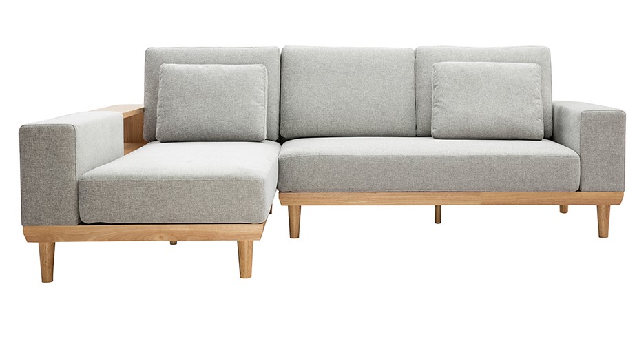 Canapé d'angle gauche 5 places KOMAO avec rangements tissu effet velours texturé gris clair et bois clair  