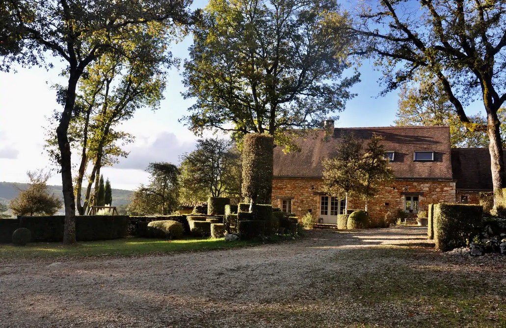 Maison Delsud avec piscine privée à Coly en Dordogne