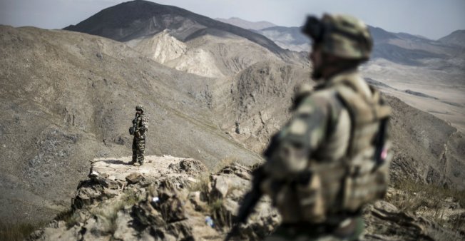 Paris va réexaminer les dossiers des ex-traducteurs afghans de l’armée française