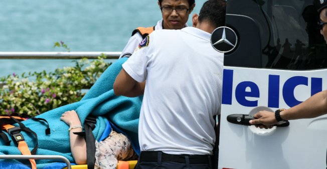 Des dizaines de touristes disparus dans le naufrage d'un bateau au large de Phuket