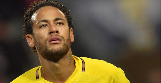 Football : Neymar annonce qu'il reste au PSG