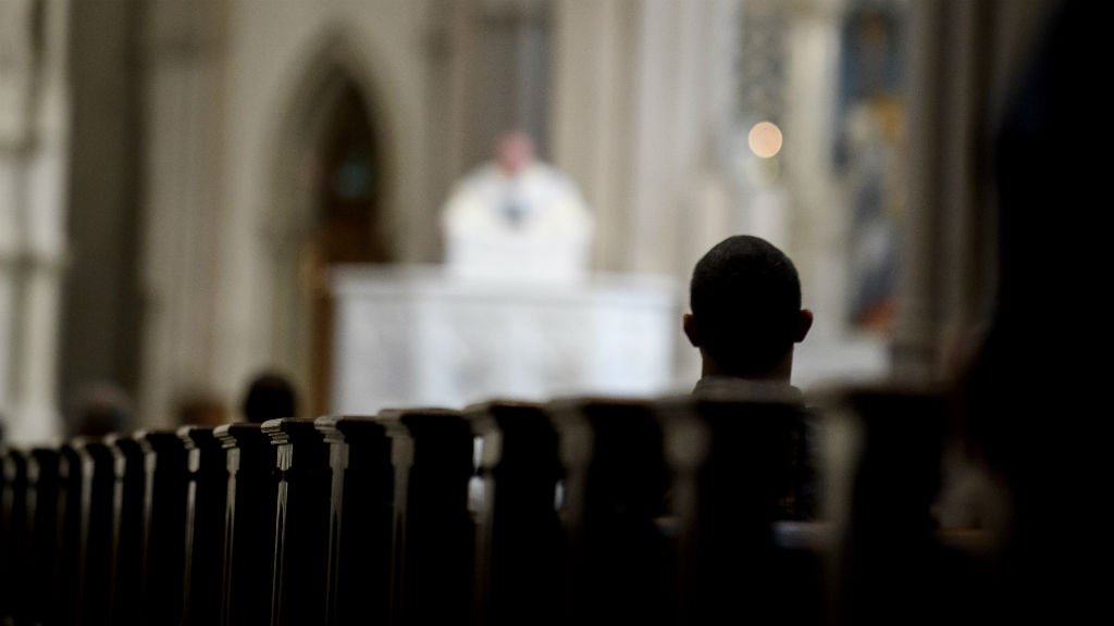 Pédophilie : les accusations contre le Vatican exacerbent les divisions au sein de l'Église américaine