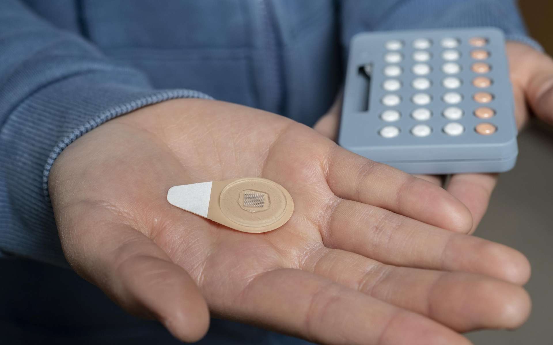 Un patch qui injecte un contraceptif longue durée