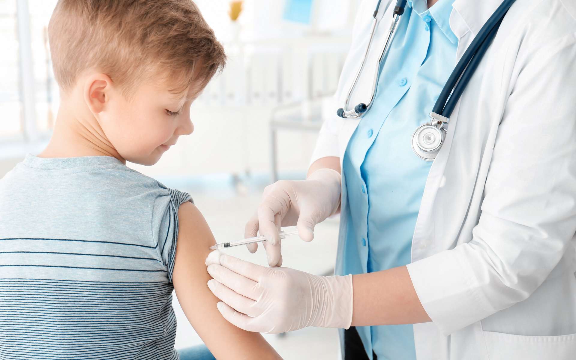 Papillomavirus humain : les garçons vaccinés dès l’été 2020