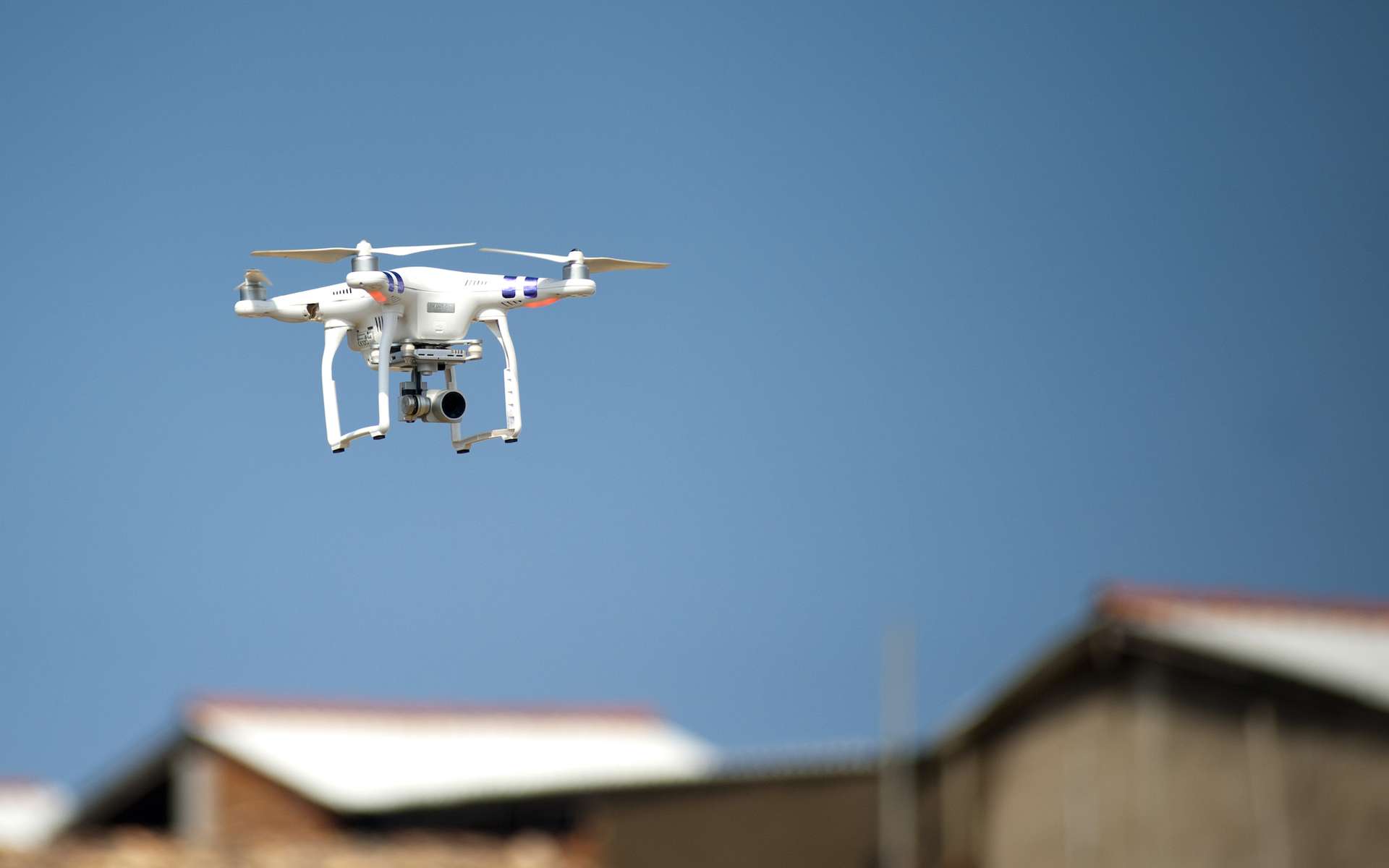 Drone : où a-t-on le droit de les faire voler en France ?