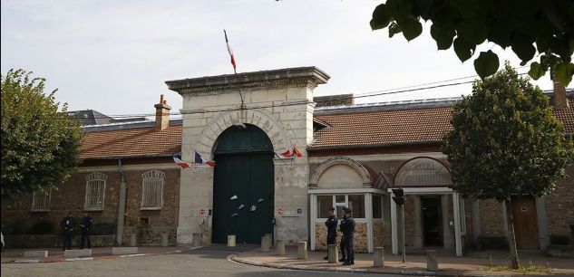Corruption présumée à la prison de Fresnes : deux personnes écrouées, dont un directeur - L'Obs