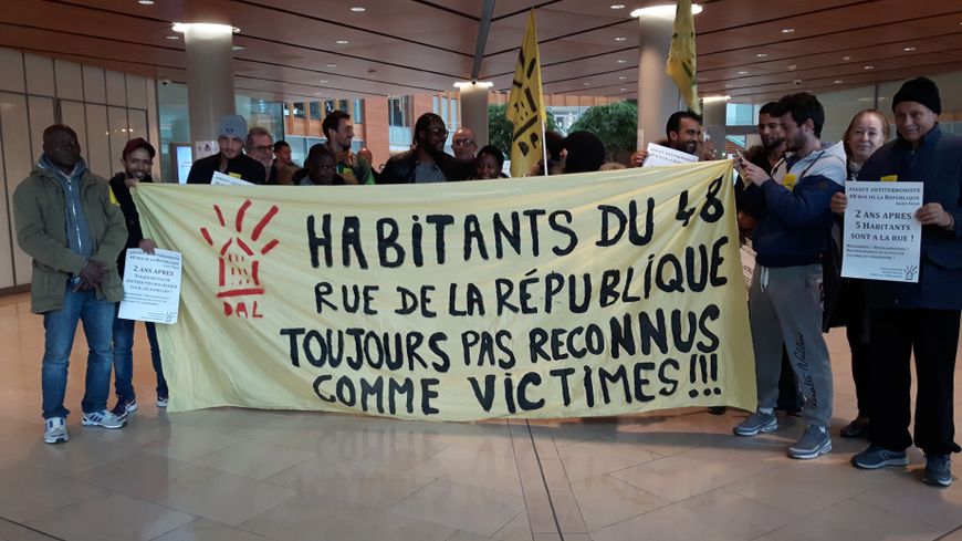 Deux ans après l'assaut de Saint-Denis, des habitants sont à la rue - Le Figaro
