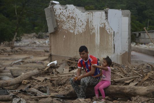 La coulée de boue en Colombie a fait au moins 290 morts selon un nouveau bilan - Le Monde