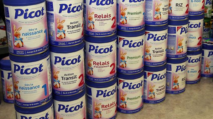 Lait contaminé: les distributeurs accusent Lactalis, les consommateurs ciblent l'État - Le Figaro