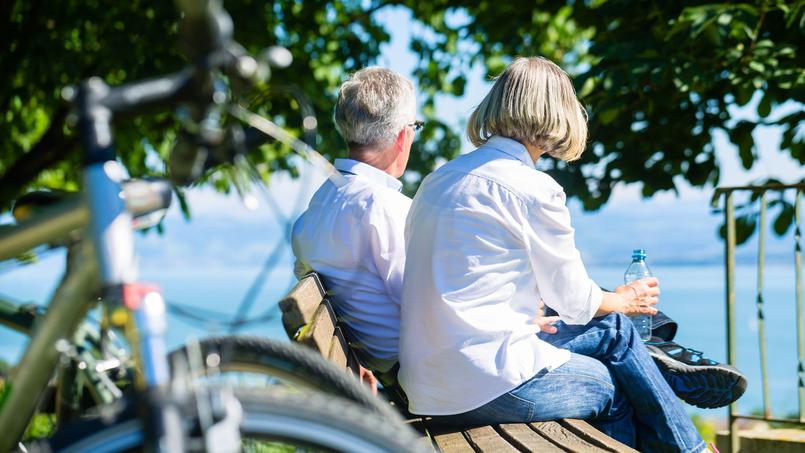 Les 16 millions de retraités touchent en moyenne 1376 euros - Le Figaro