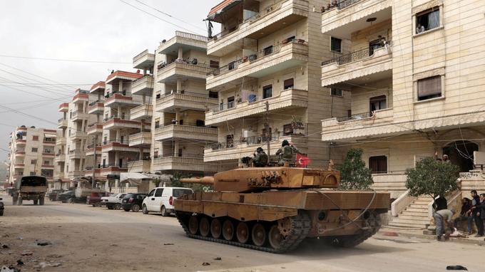 Paris renforce son soutien aux Kurdes de Syrie - Le Figaro