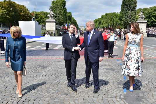 Trump : Macron « aime me tenir la main » - Le Monde