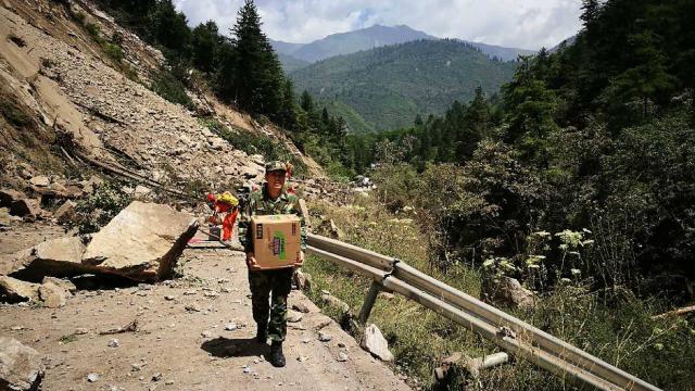 Chine : un séisme fait au moins 13 morts dans la région du Sichuan - Le Figaro