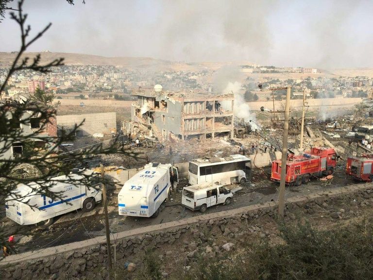 Turquie: huit policiers tués dans une attaque attribuée au PKK près de la Syrie