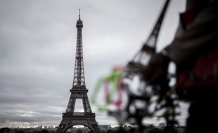 Paris: Qui est Mamaye D., l'homme «qui voulait commettre un attentat» à la Tour Eiffel? - 20minutes.fr
