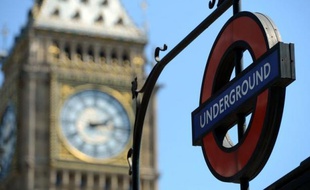 «Incident» dans le métro londonien, les services d'urgence sur place - 20minutes.fr