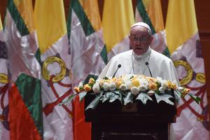 En visite en Birmanie, le Pape ne prononce pas le mot «Rohingya» - Le Figaro