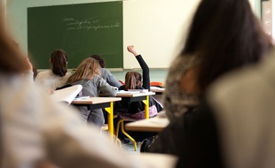 Le malaise de la société française face aux liaisons entre enseignants et élèves - 20minutes.fr