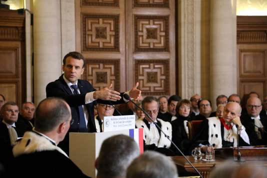 Emmanuel Macron souhaite finaliser la réforme des retraites en 2019