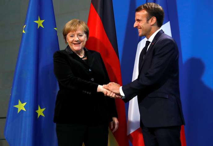 A Berlin, Macron souhaite une relance de l’Europe pour éviter un « chaos » mondial
