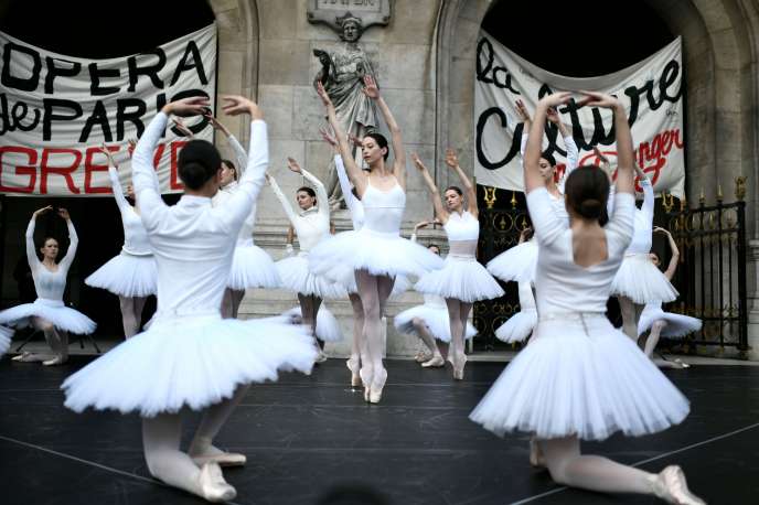 Retraites : le ballet de la grève des danseurs de l’Opéra de Paris