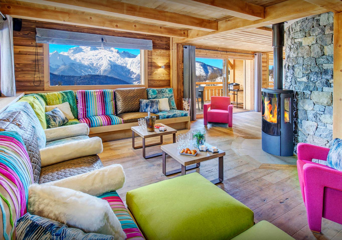 Airbnb - Location Chalet Luxe NOUGAT, Piscine intérieure, Jacuzzi, Sauna et wifi  à Manigod en Haute- Savoie