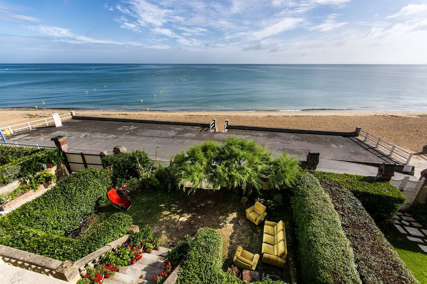 Location Villa Art-nouveau vue mer à Lion-sur-Mer en Normandie