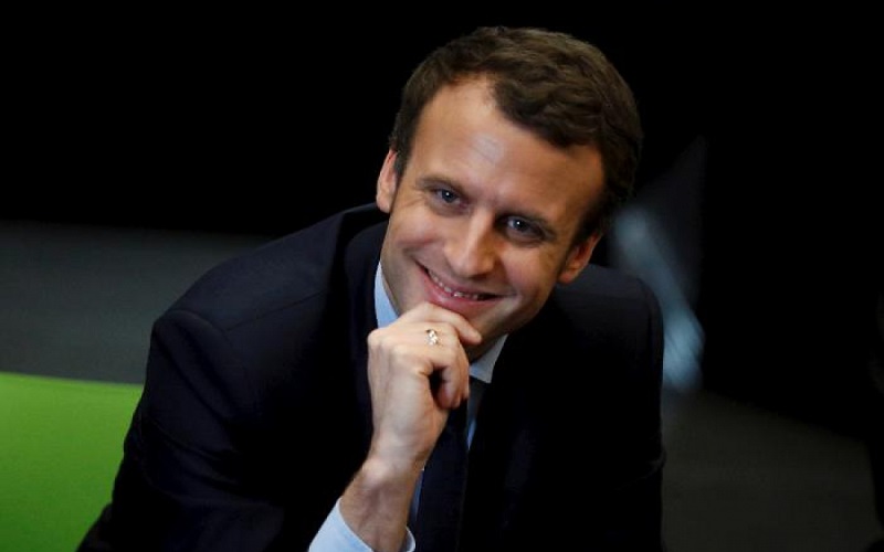 Présidentielle : Macron va-t-il manger le PS ?