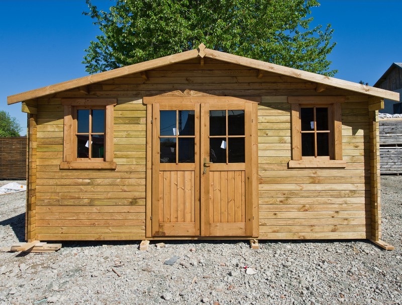 Abri en bois massif 19,8m² PLUS Gardy Shelter 40mm traité teinté marron