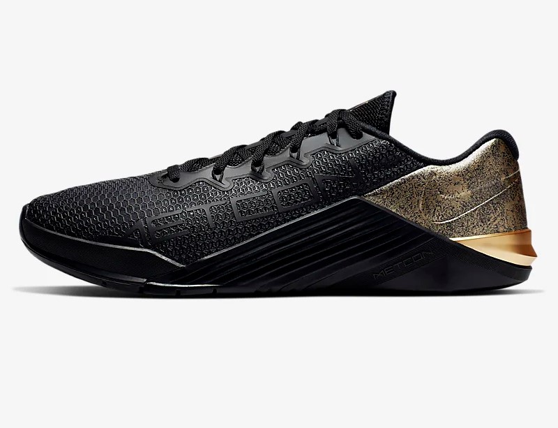Nike Metcon 5 Black x Gold