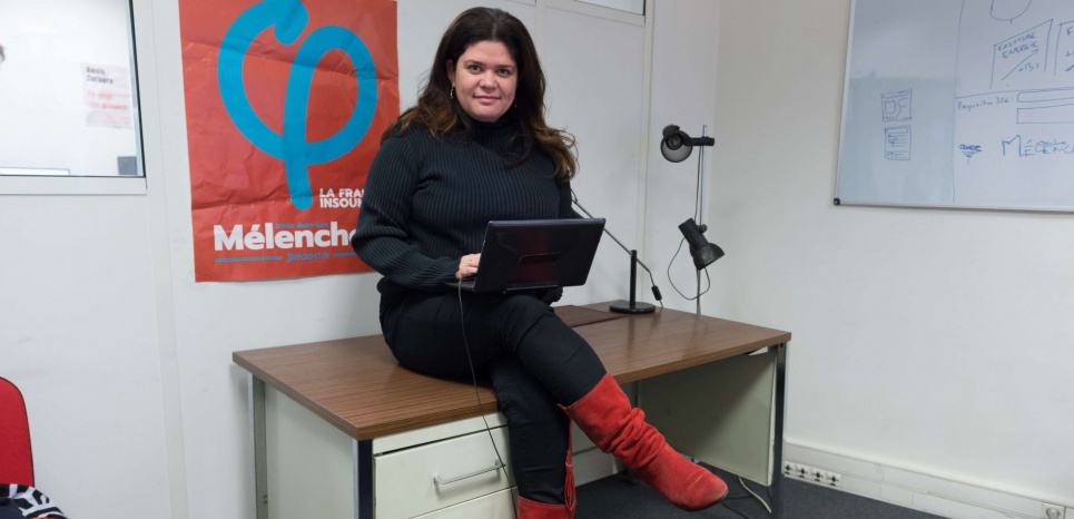 Raquel Garrido, au QG de la France Insoumise à Paris, le 26 janvier. (WITT/SIPA)