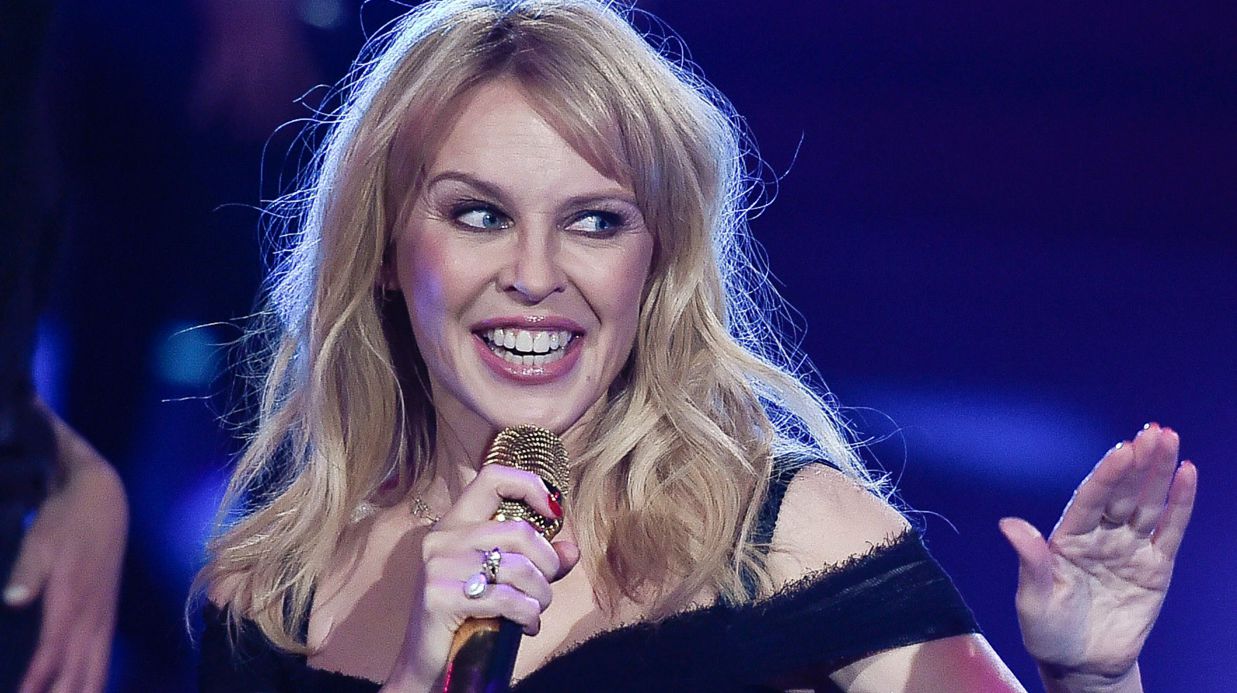 Kylie Minogue complètement nue pour ses 50 ans