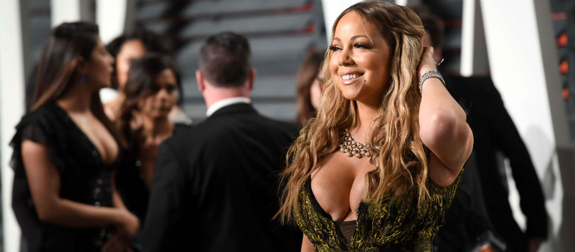 PHOTOS Mariah Carey ultra-décol­le­tée : cachez ces seins au bord de l'implo­sion?!