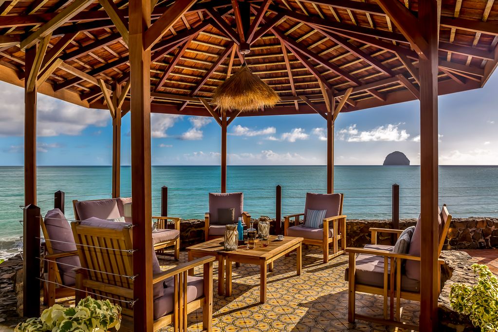 Abritel Location Martinique - La Sirène du Diamant Villa de luxe piscine vue mer