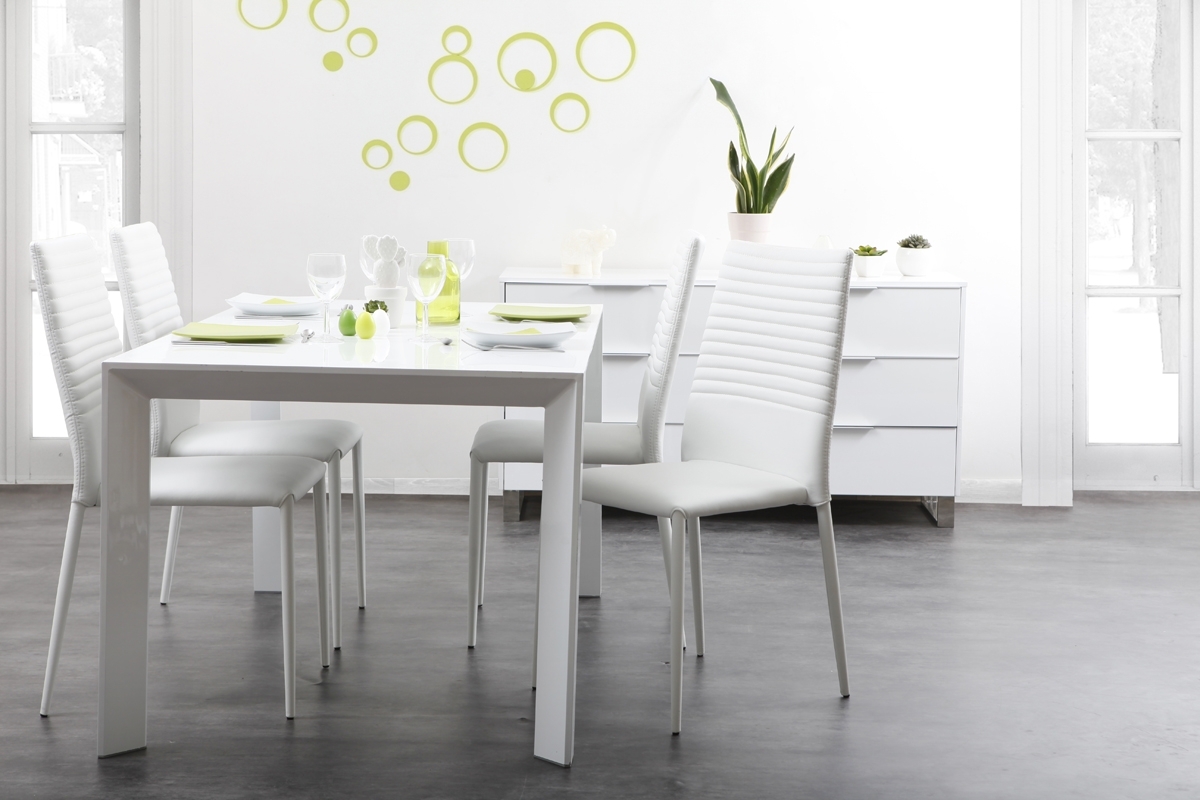 Tables à Manger Miliboo - Table extensible design laquée blanche VIENNA