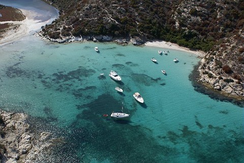 Partir pas cher en Corse dès 85,00 Eur en Camping, Hotels ou Location de Vacances