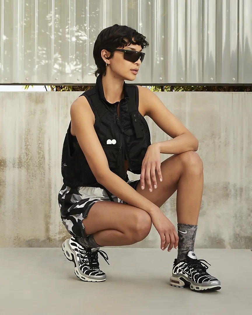 Nike Air Max Plus Baskets Basses Noir/Cobalt absolu/Marron clair/Argent métallique