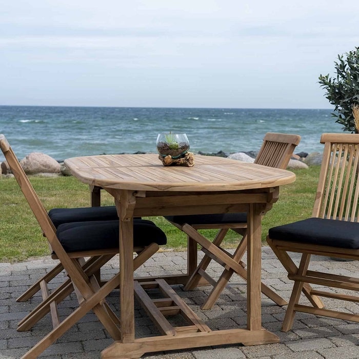 Table de jardin extensible HOUSE NORDIC 180/240 cm + 4 chaises en teck - Maisons du Monde