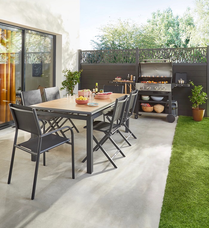 Table de jardin extensible CUBIC en aluminium graphite oak