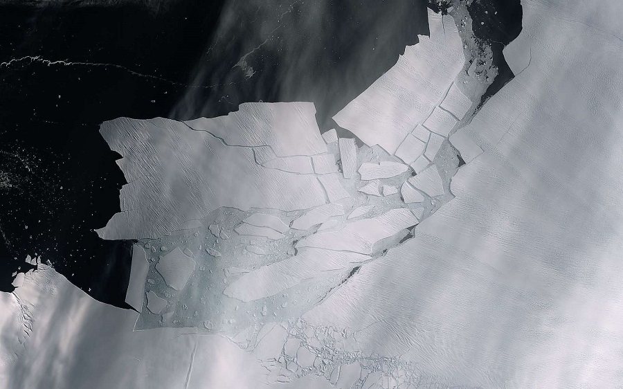 Planète Antarctique : un important glacier pourrait atteindre un point de non-retour et provoquer une montée des eaux de 3 m !