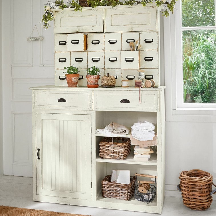 Armoire Sköldinge Bois de Sapin blanc vieilli - Loberon