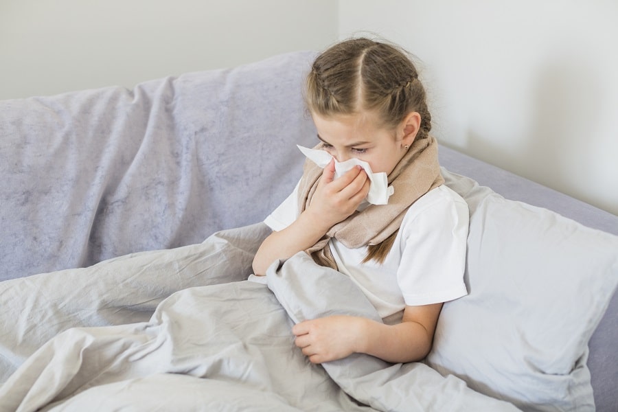 Pneumonies infantiles à mycoplasmes : de quoi s’agit-il, et pourquoi une telle épidémie ? 