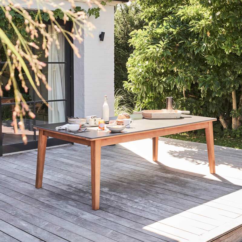 Table de jardin extensible ARLES en bois d'eucalyptus 220-300 cm - Maisons du Monde