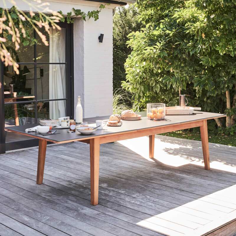 Table de jardin extensible ARLES en bois d'eucalyptus 220-300 cm - Maisons du Monde