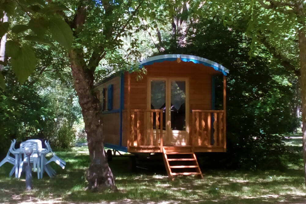 Camping Universal 4* à Rochegude dans le Gard
