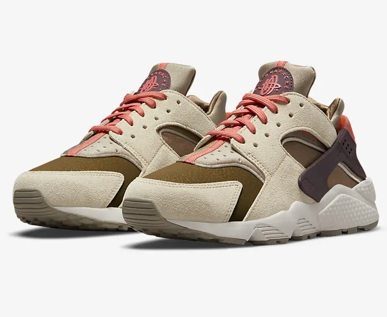 Nike Air Huarache SP Baskets Basses Kaki/Bordeaux foudre/Noisette rush/Racine de garance