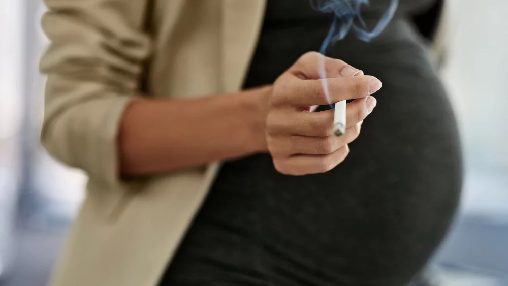 Grossesse et tabac : les incitations financières multiplient par deux le niveau d’abstinence