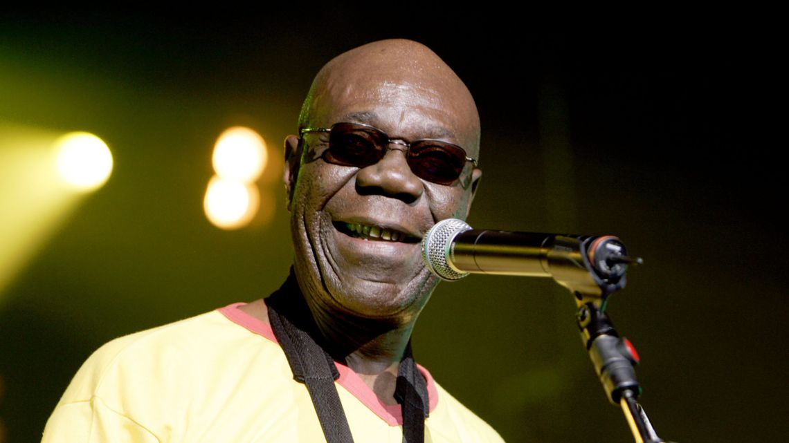Mort de Manu Dibango : le saxophoniste et chanteur emporté par le coronavirus à 86 ans