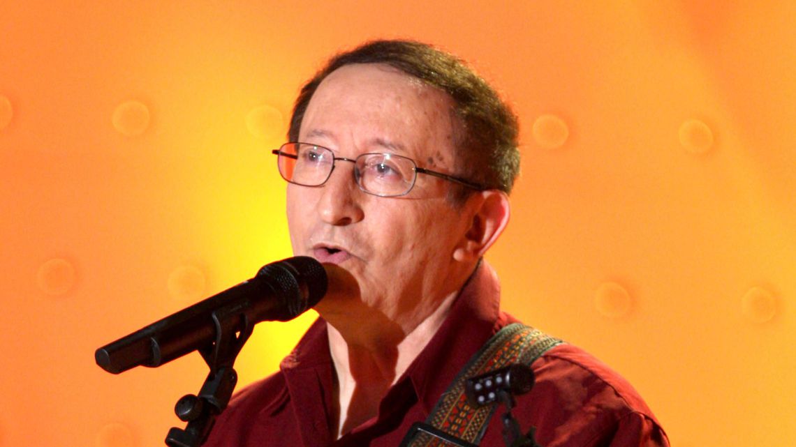 Mort du chanteur Idir, légende de la musique kabyle, à l’âge de 70 ans