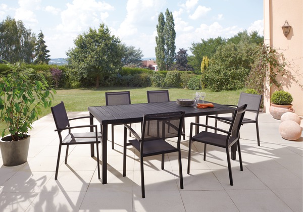 Table de jardin en métal Tanna grise anthracite Blooma